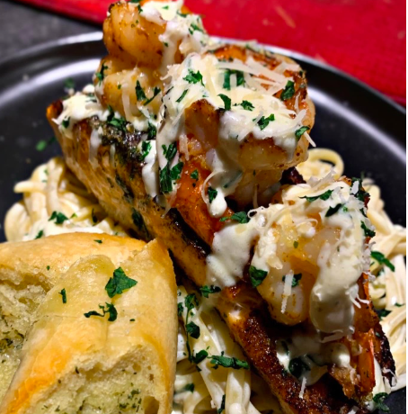 Creamy Cajun Parmesan Shrimp & Salmon Alfredo